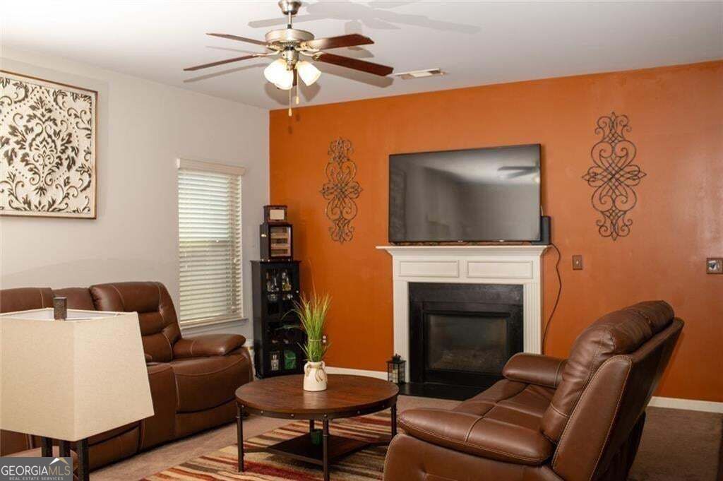7579 Crawford Court Property Photo 5