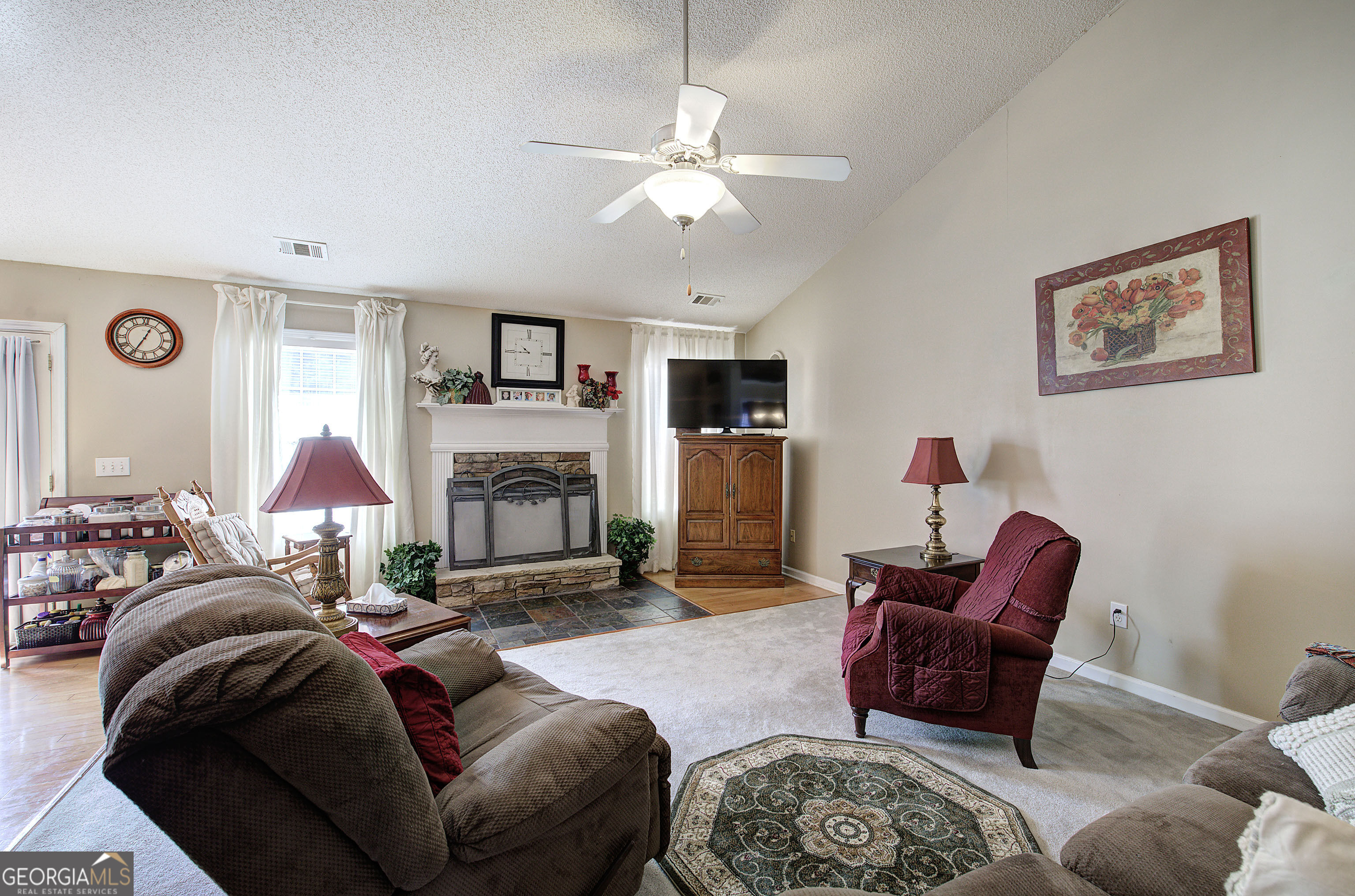 494 Beranda Circle Property Photo 8