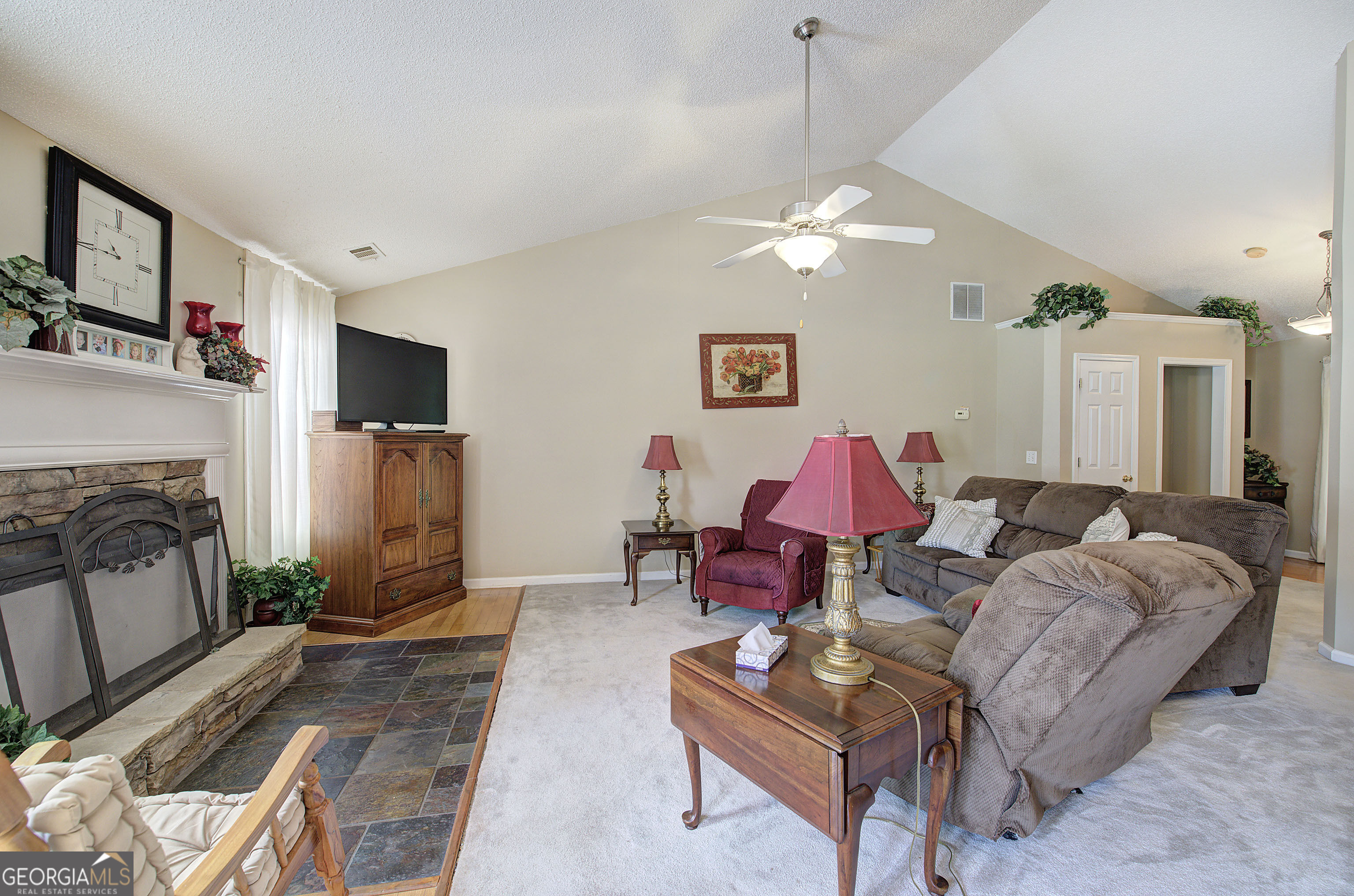 494 Beranda Circle Property Photo 18