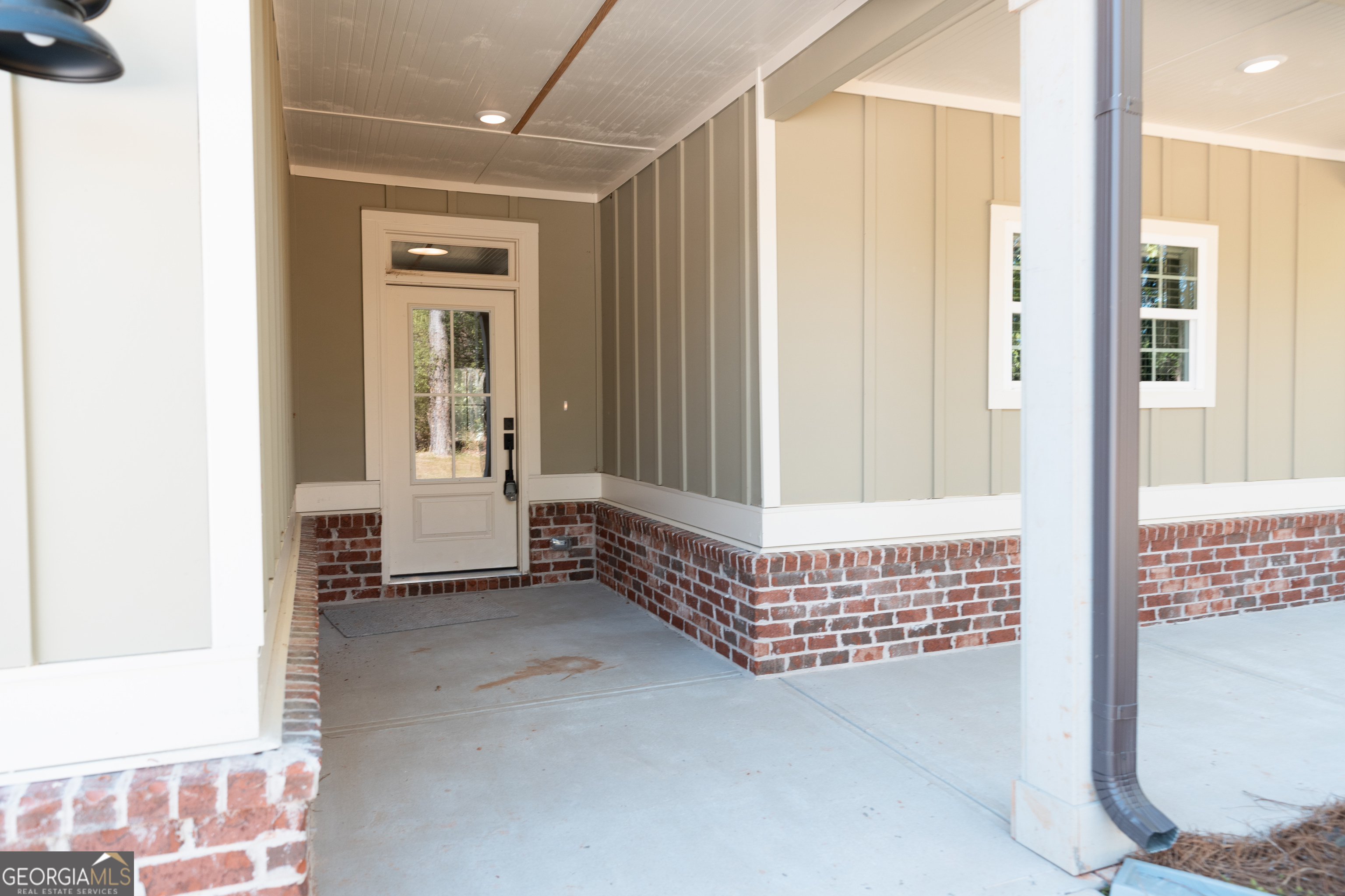 632 Campbell Road Property Photo 4
