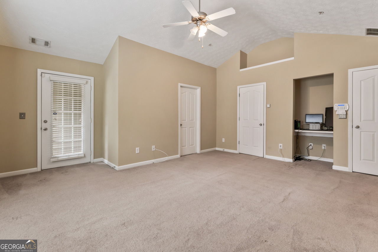 3813 Augustine Place Property Photo 23
