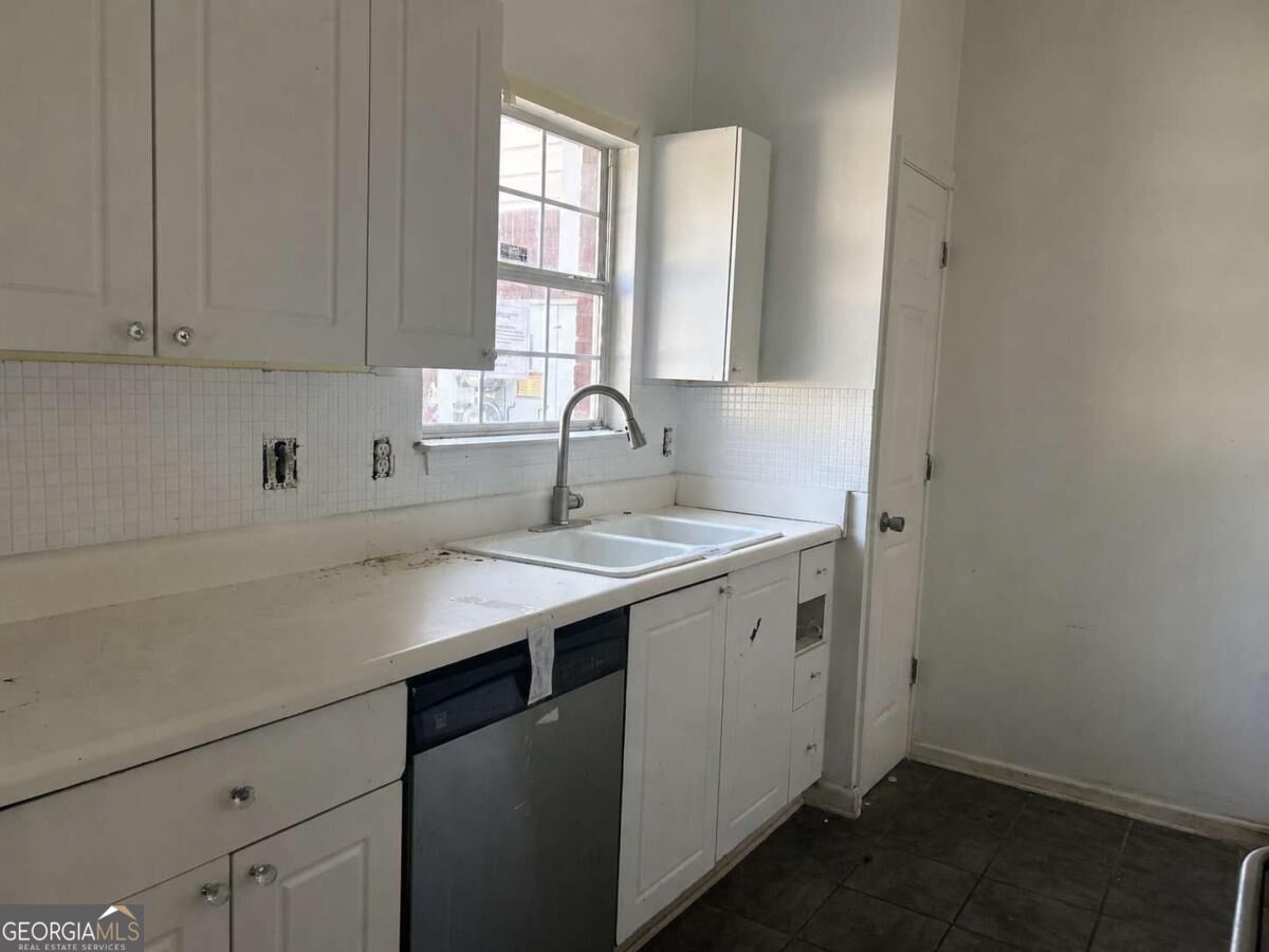 253 Ralph David Abernathy Boulevard Sw Property Photo 7