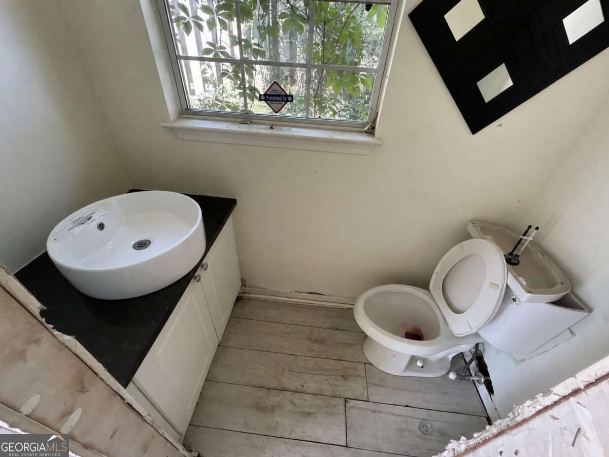 253 Ralph David Abernathy Boulevard Sw Property Photo 8