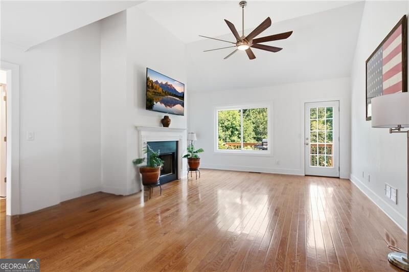 7525 Austin Harbor Drive Property Photo 13