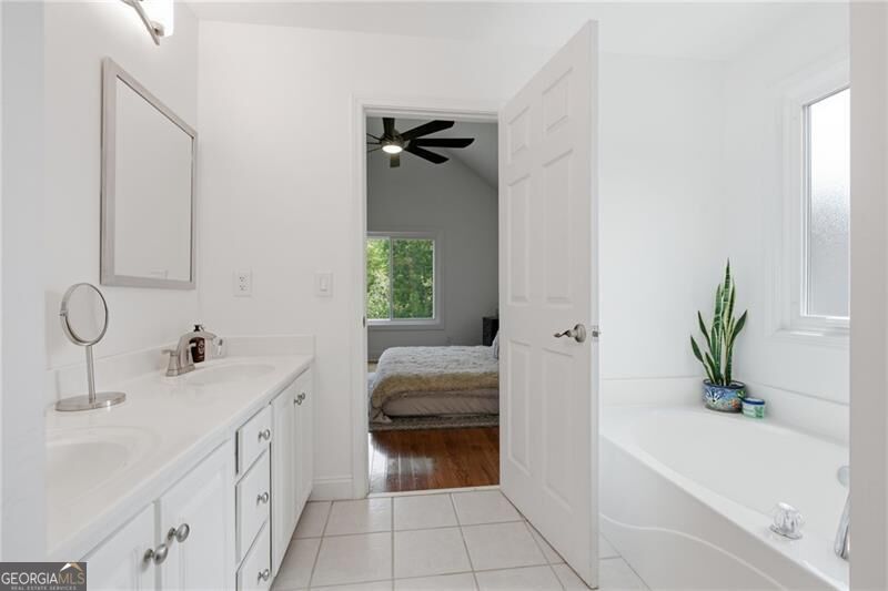 7525 Austin Harbor Drive Property Photo 22