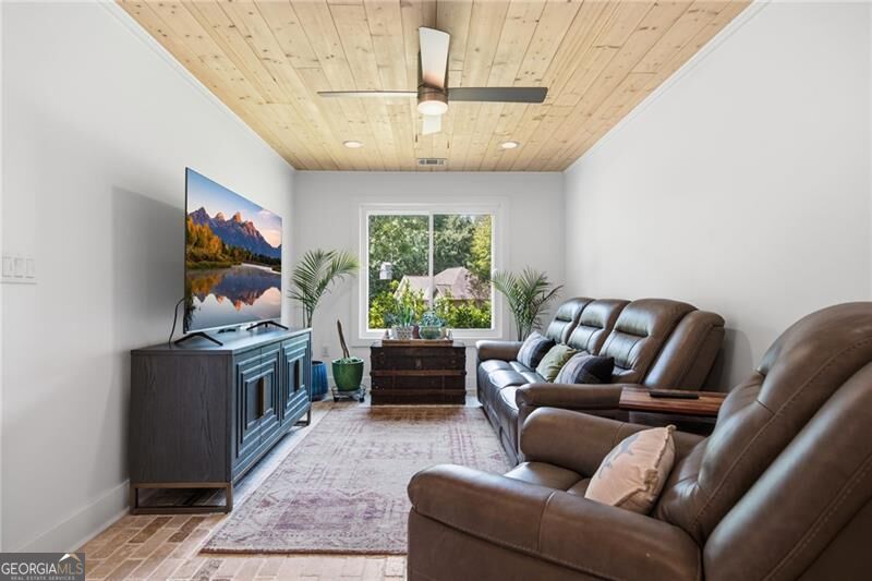 7525 Austin Harbor Drive Property Photo 30