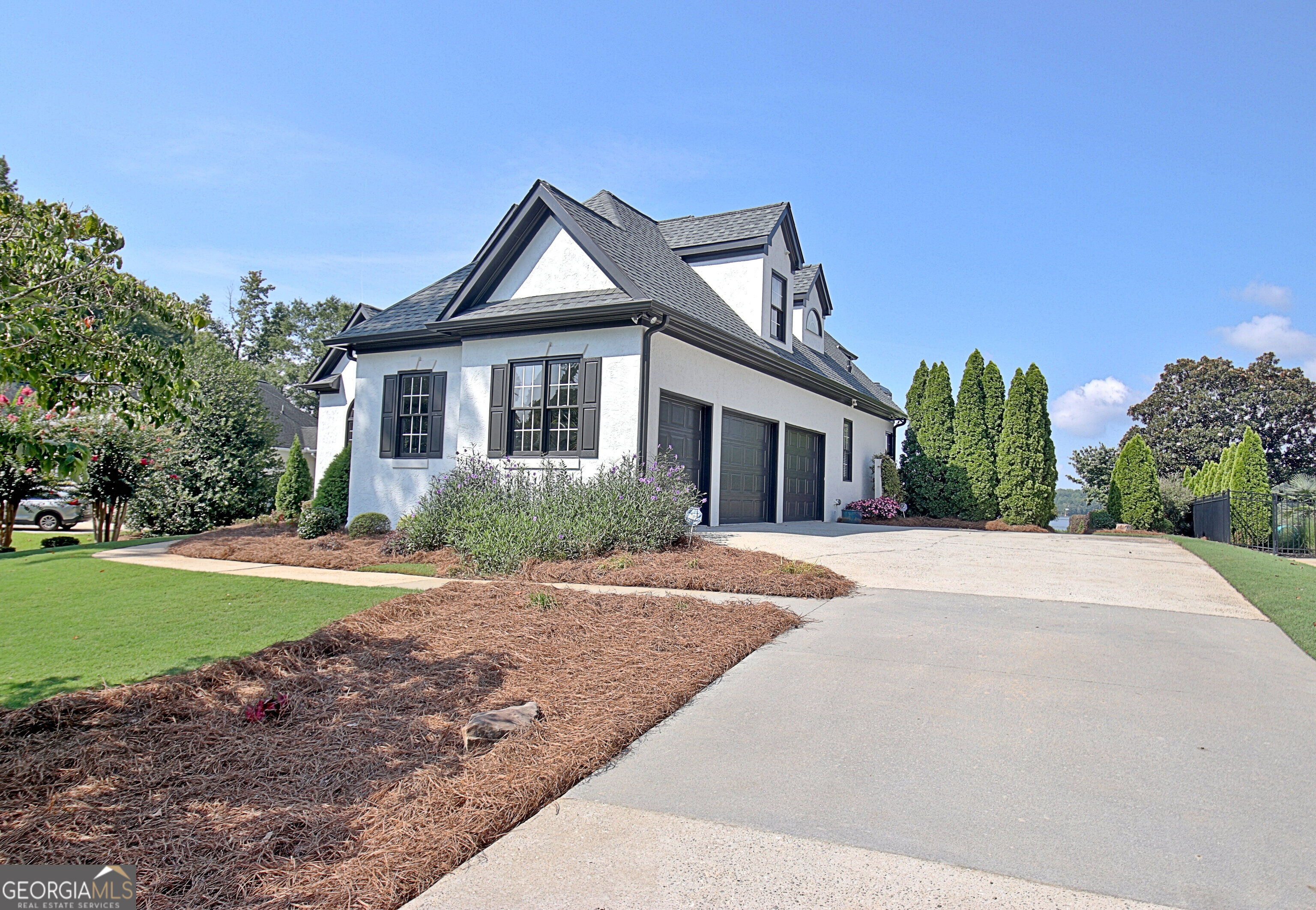 403 Cimaron Park Property Photo 9