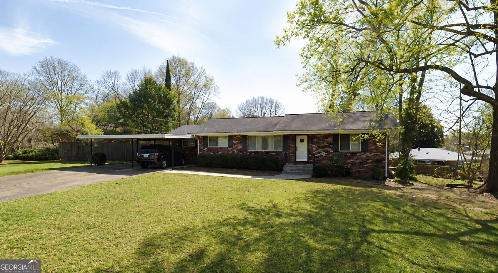 3561 Westbrook Drive Se Property Photo 1