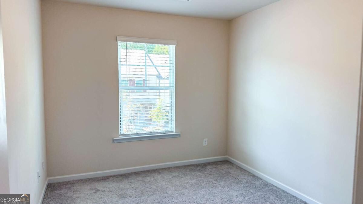 3472 Lakeview Creek Property Photo 16