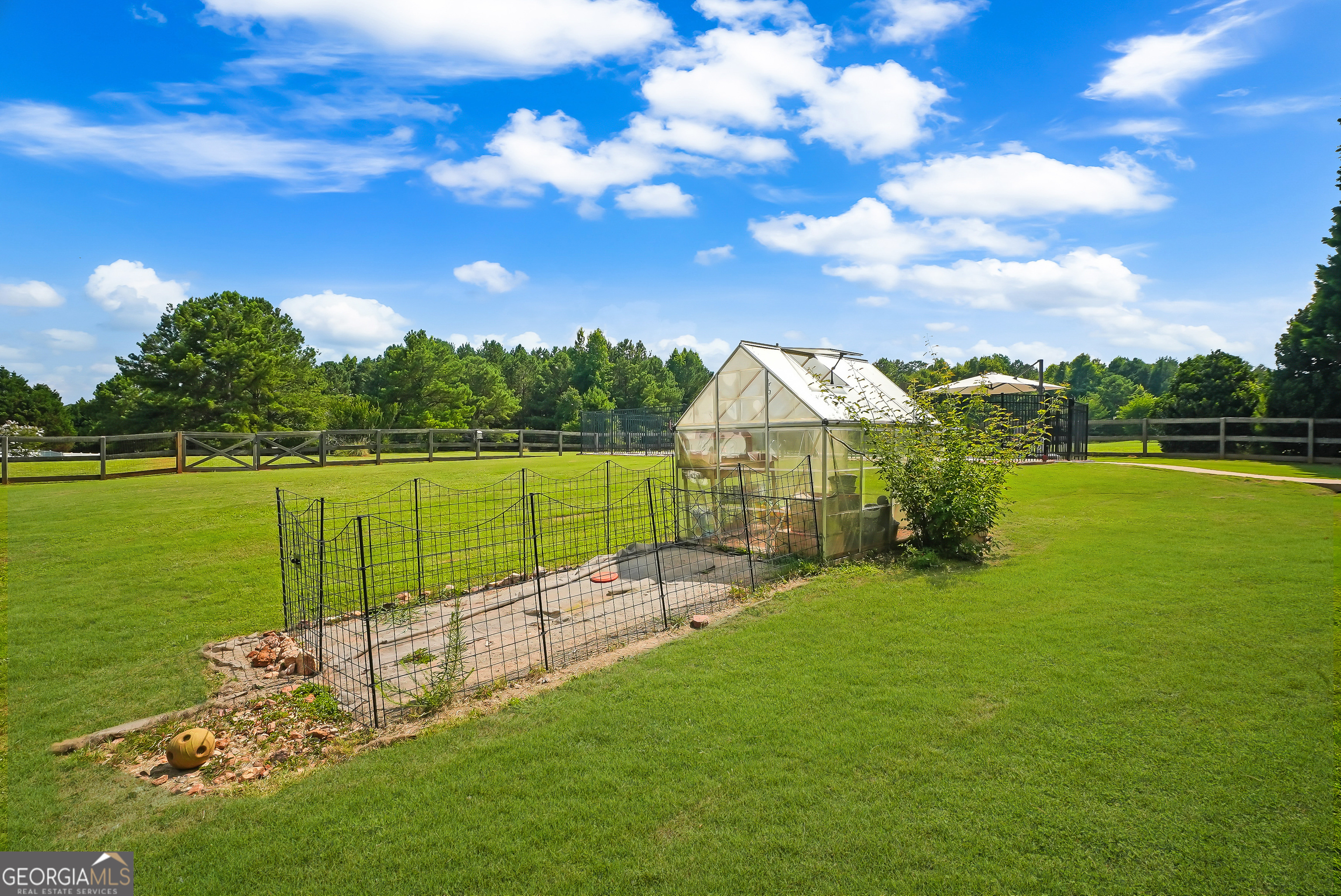 188 Meadows Drive Property Photo 31