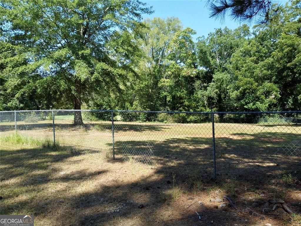 98 Clark Drive Property Photo 3