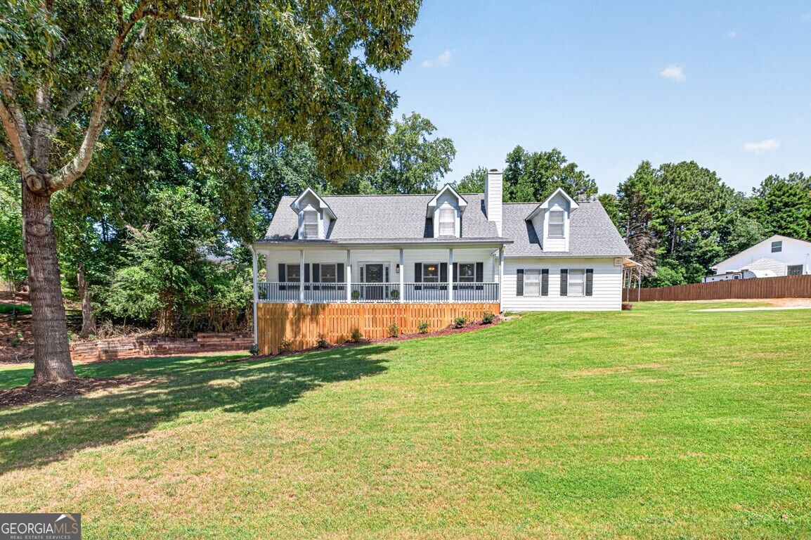 5229 Lanton Circle Property Photo 3