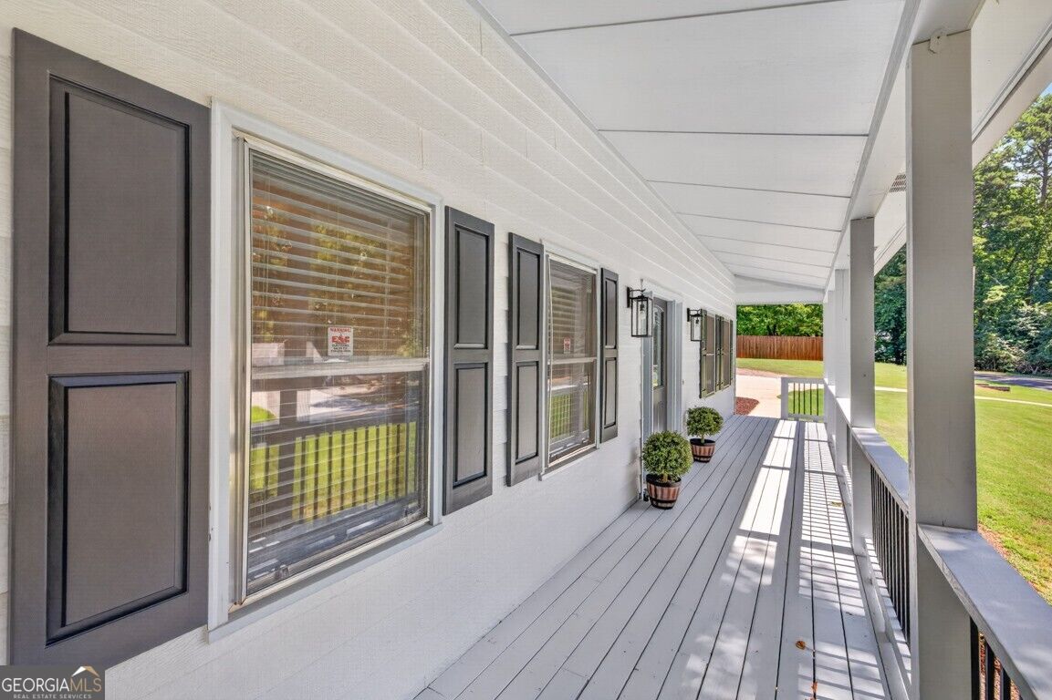 5229 Lanton Circle Property Photo 12