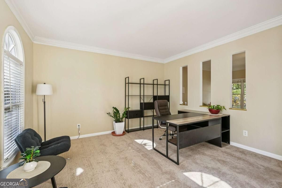 100 Julia Court Property Photo 6