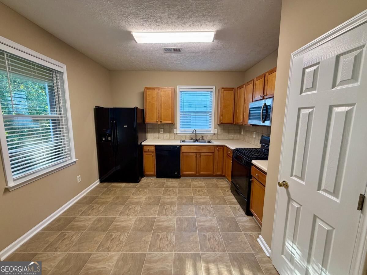 7312 Taloga Lane Property Photo 8