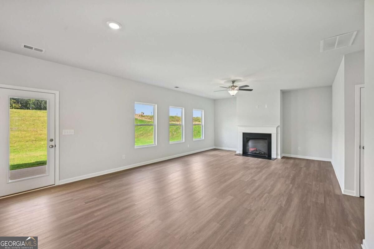 11817 Neely Lane Property Photo 6