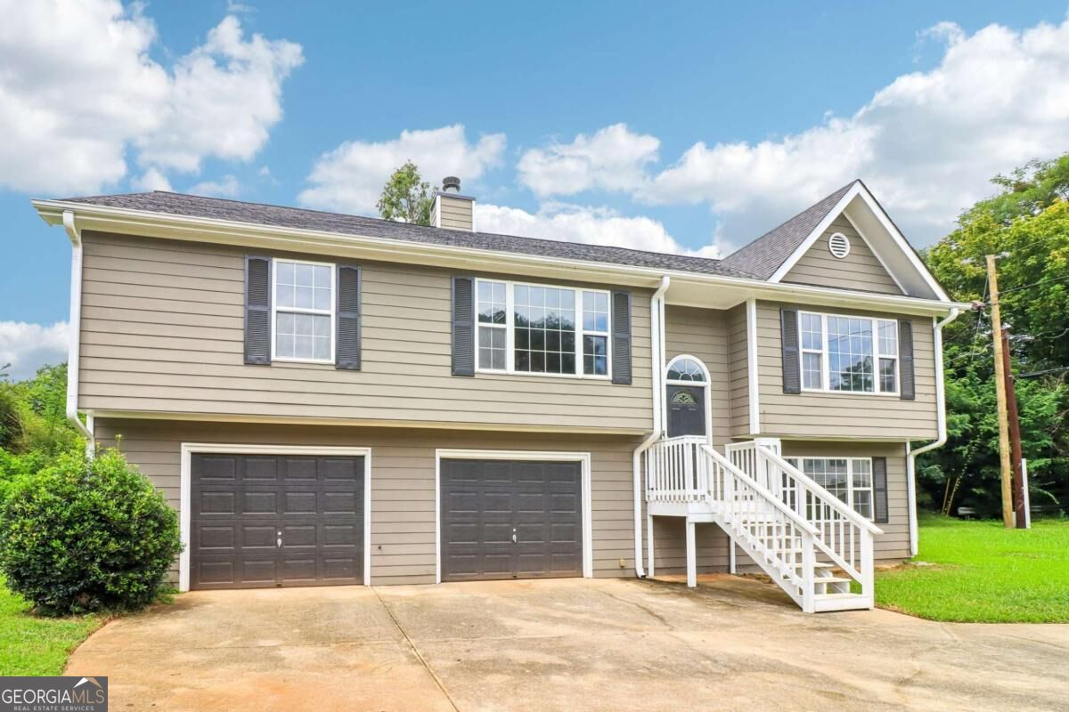 2896 Emory Road Se Property Photo 4