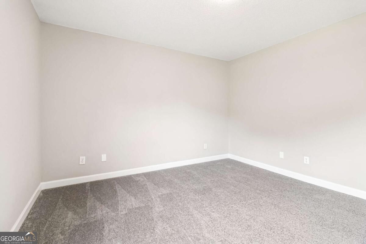 2896 Emory Road Se Property Photo 23