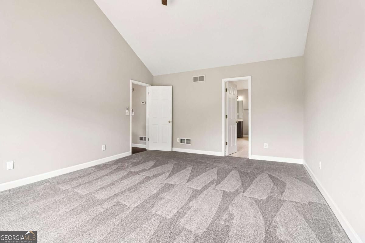 2896 Emory Road Se Property Photo 32