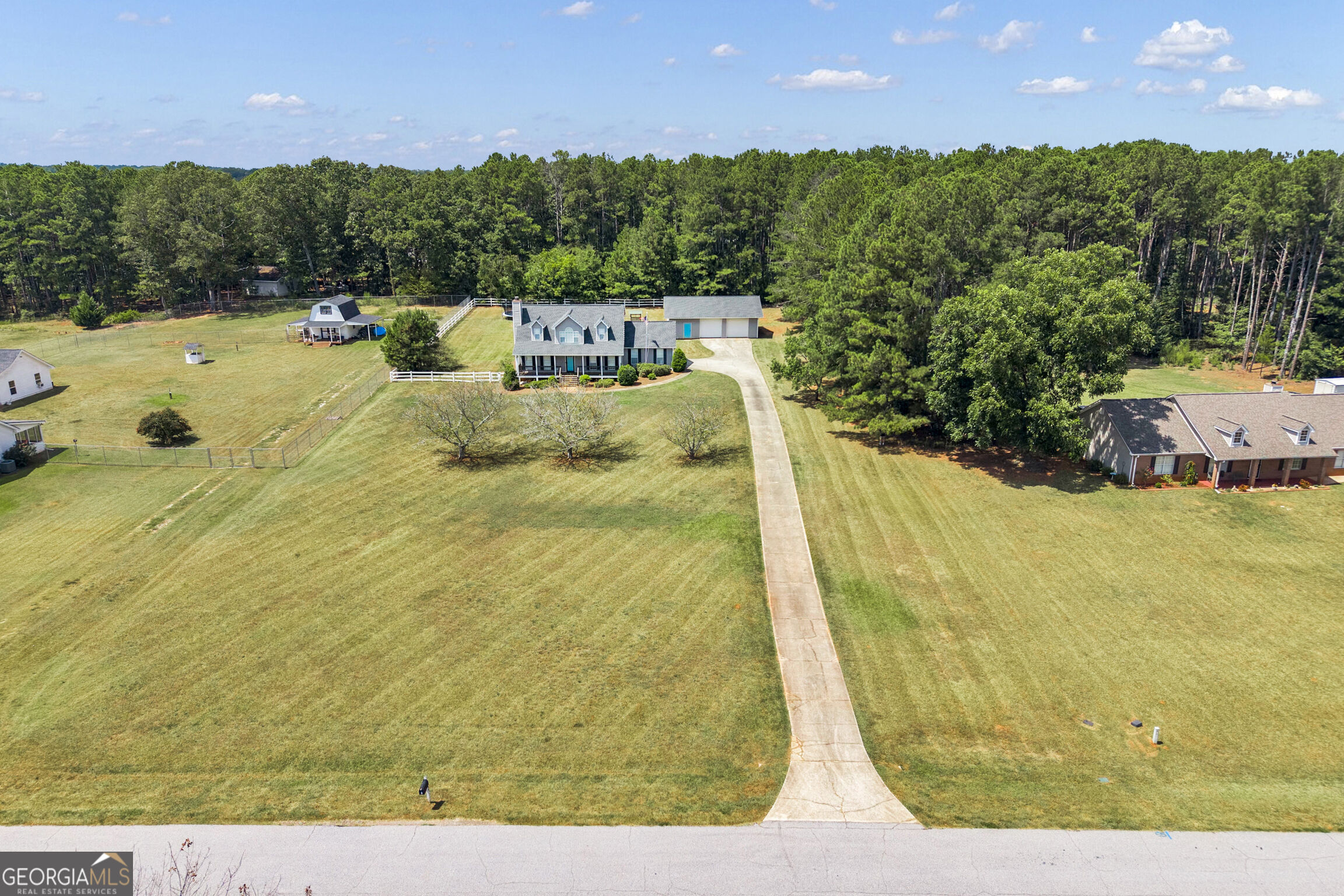 55 Ewing Drive Property Photo 6