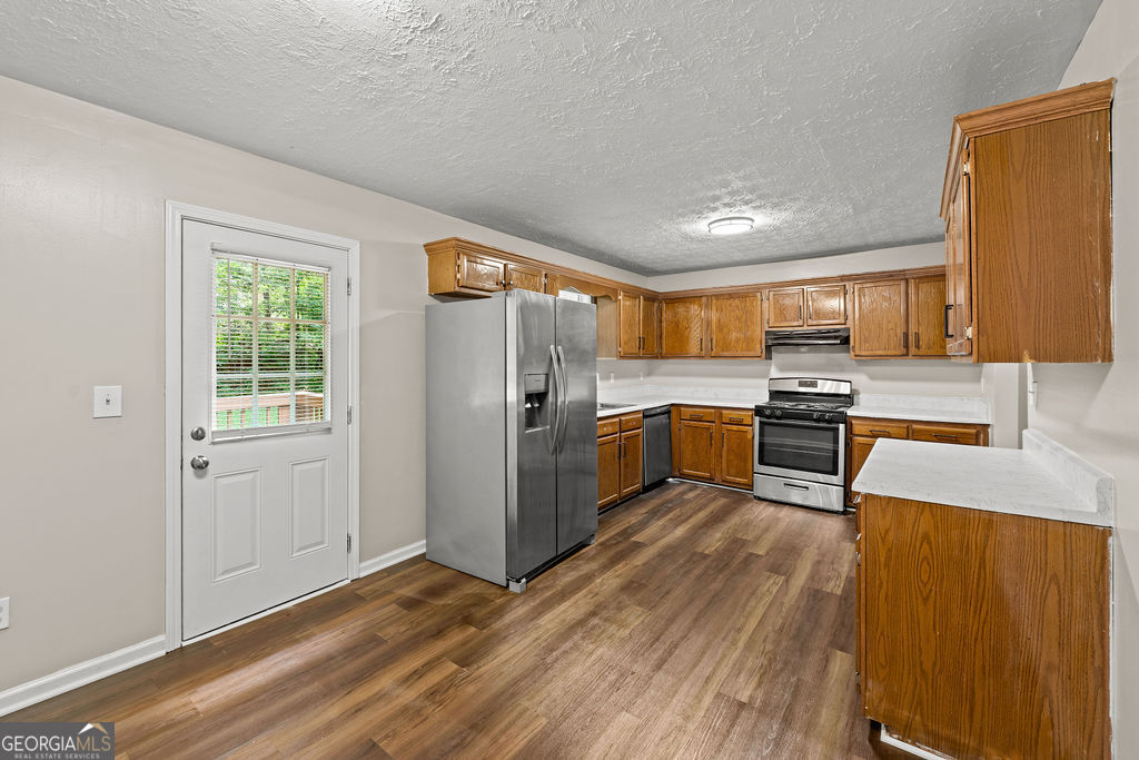 116 Stagecoach Trail Property Photo 11