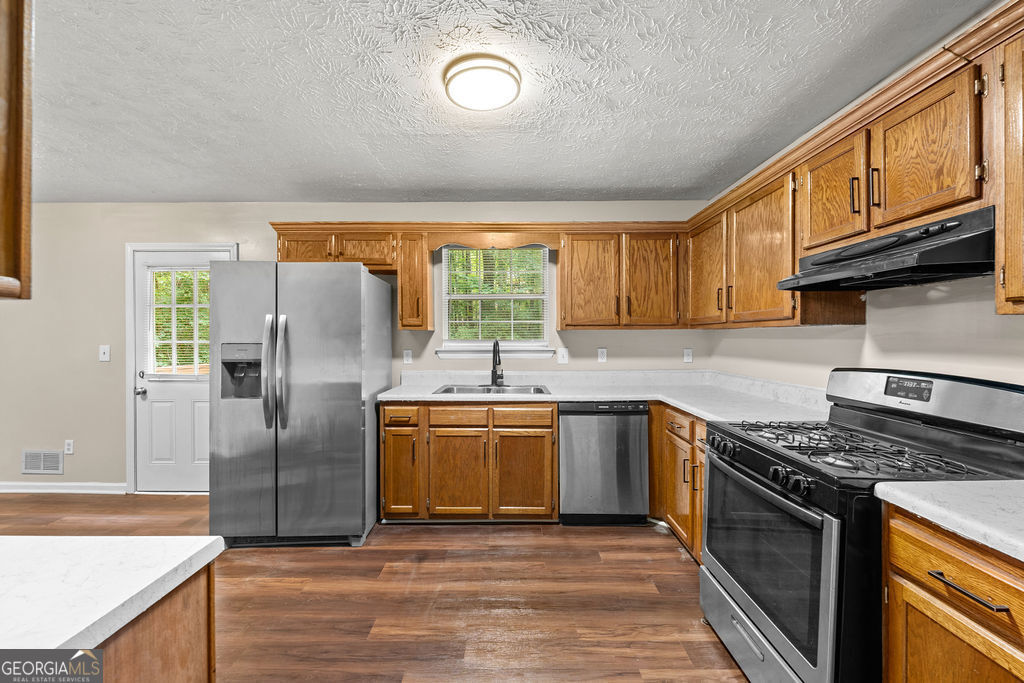 116 Stagecoach Trail Property Photo 14