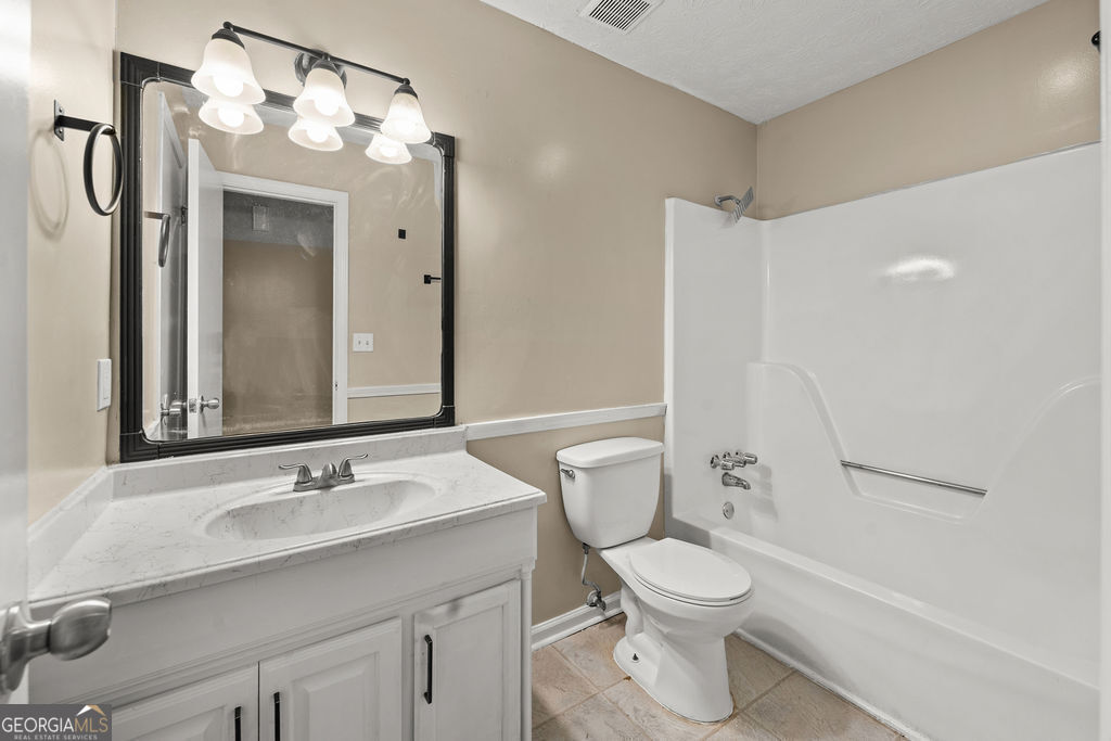 116 Stagecoach Trail Property Photo 28
