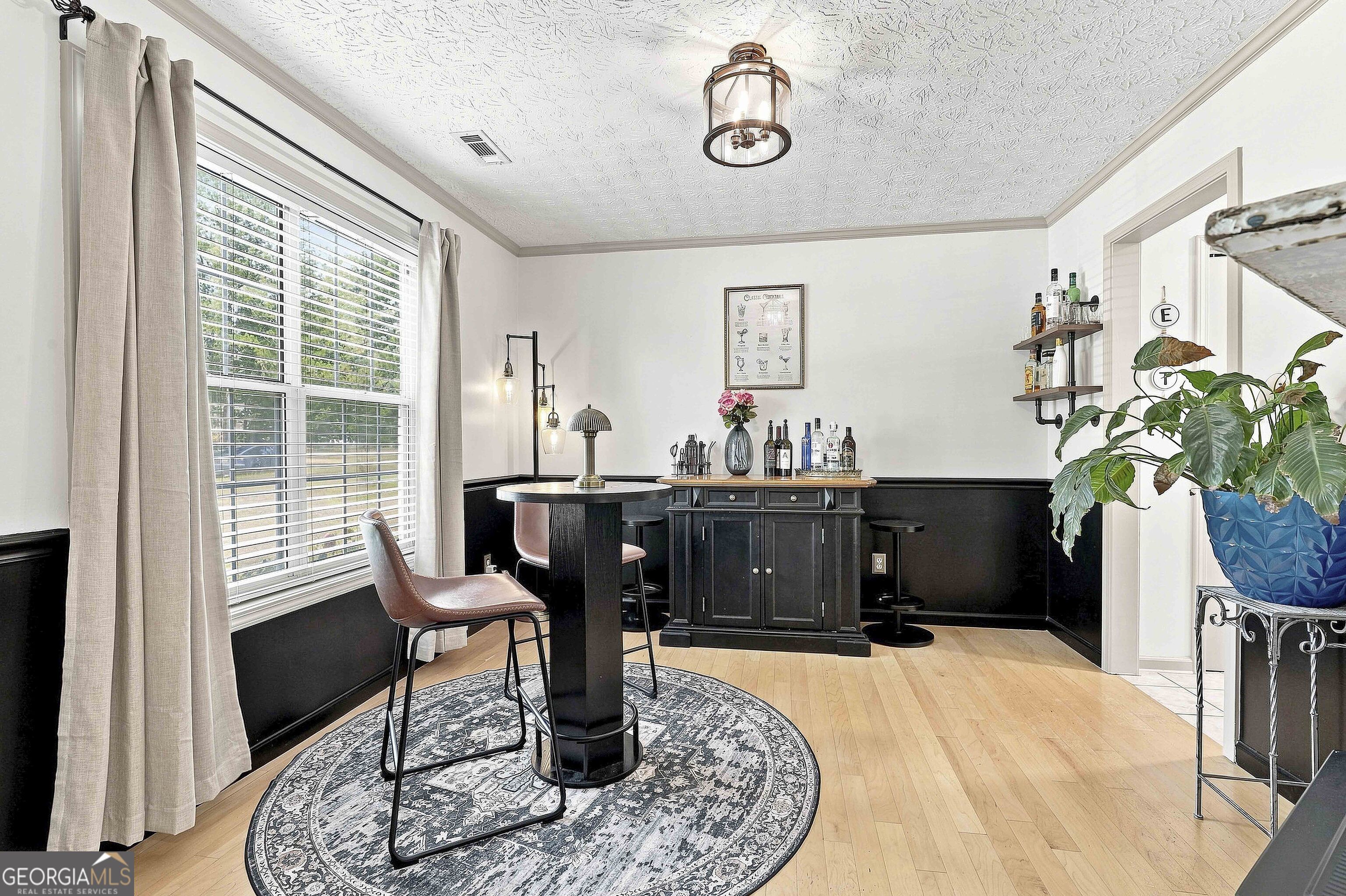77 Manchester Drive Property Photo 17