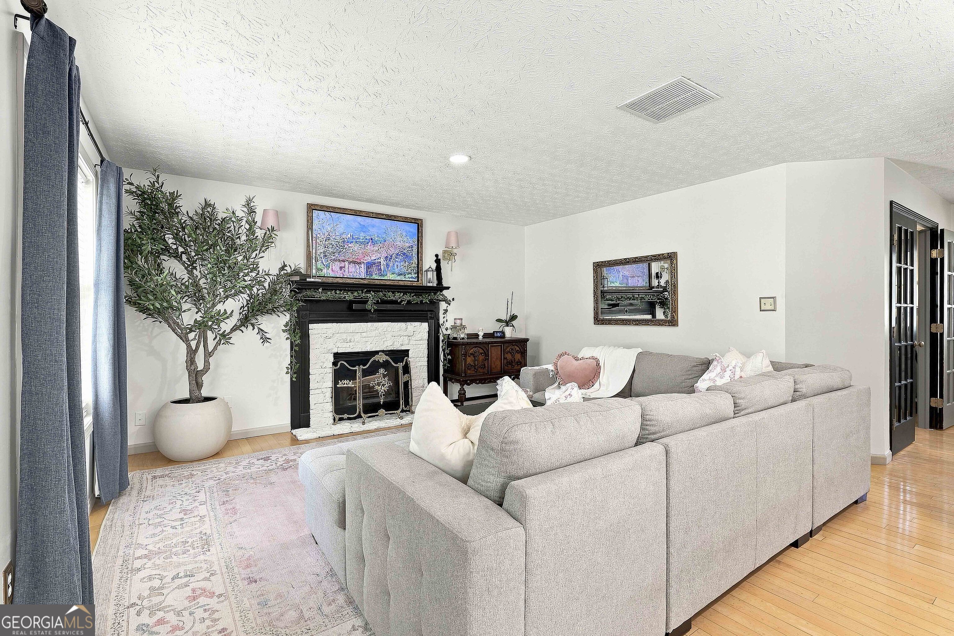 77 Manchester Drive Property Photo 21