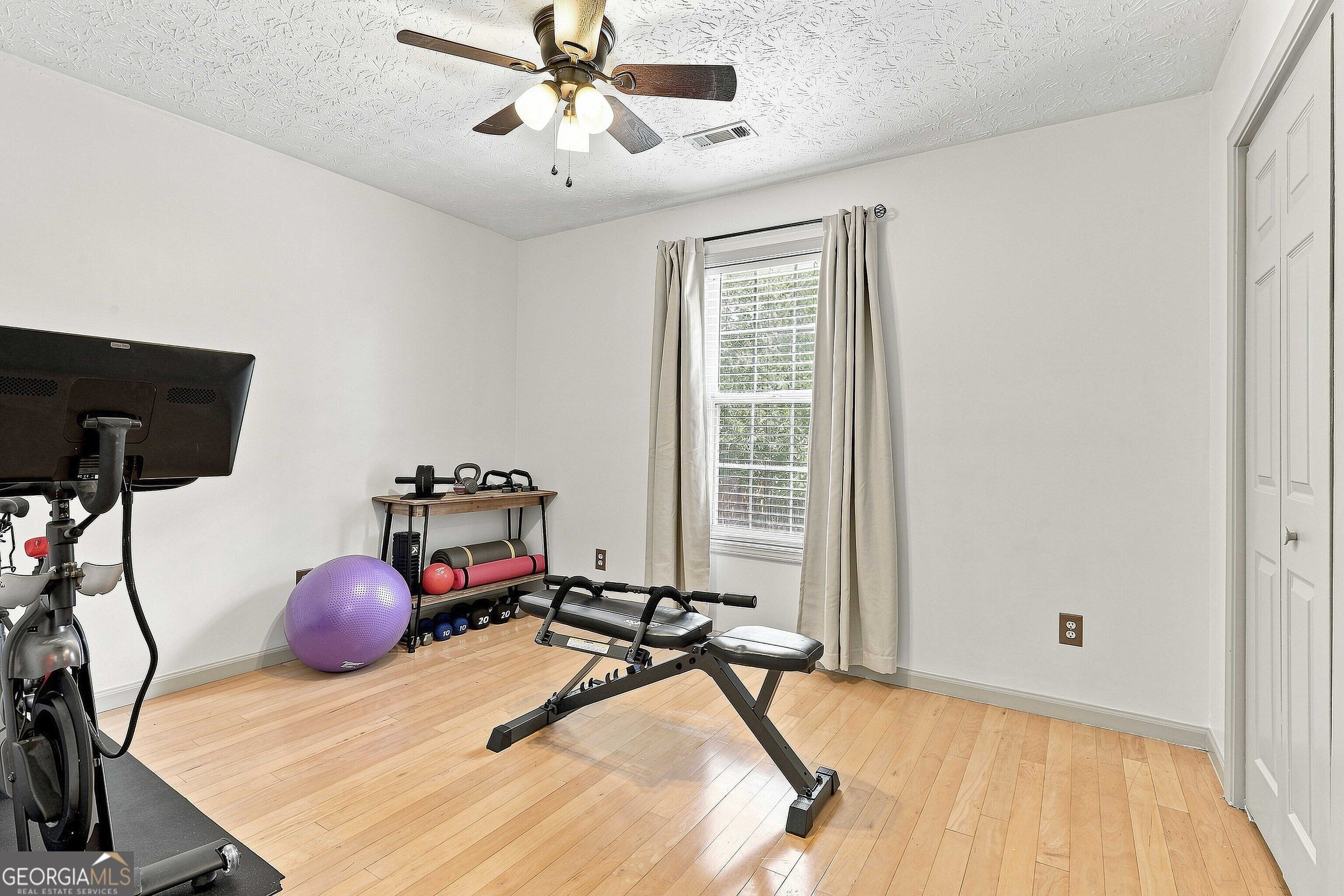 77 Manchester Drive Property Photo 43