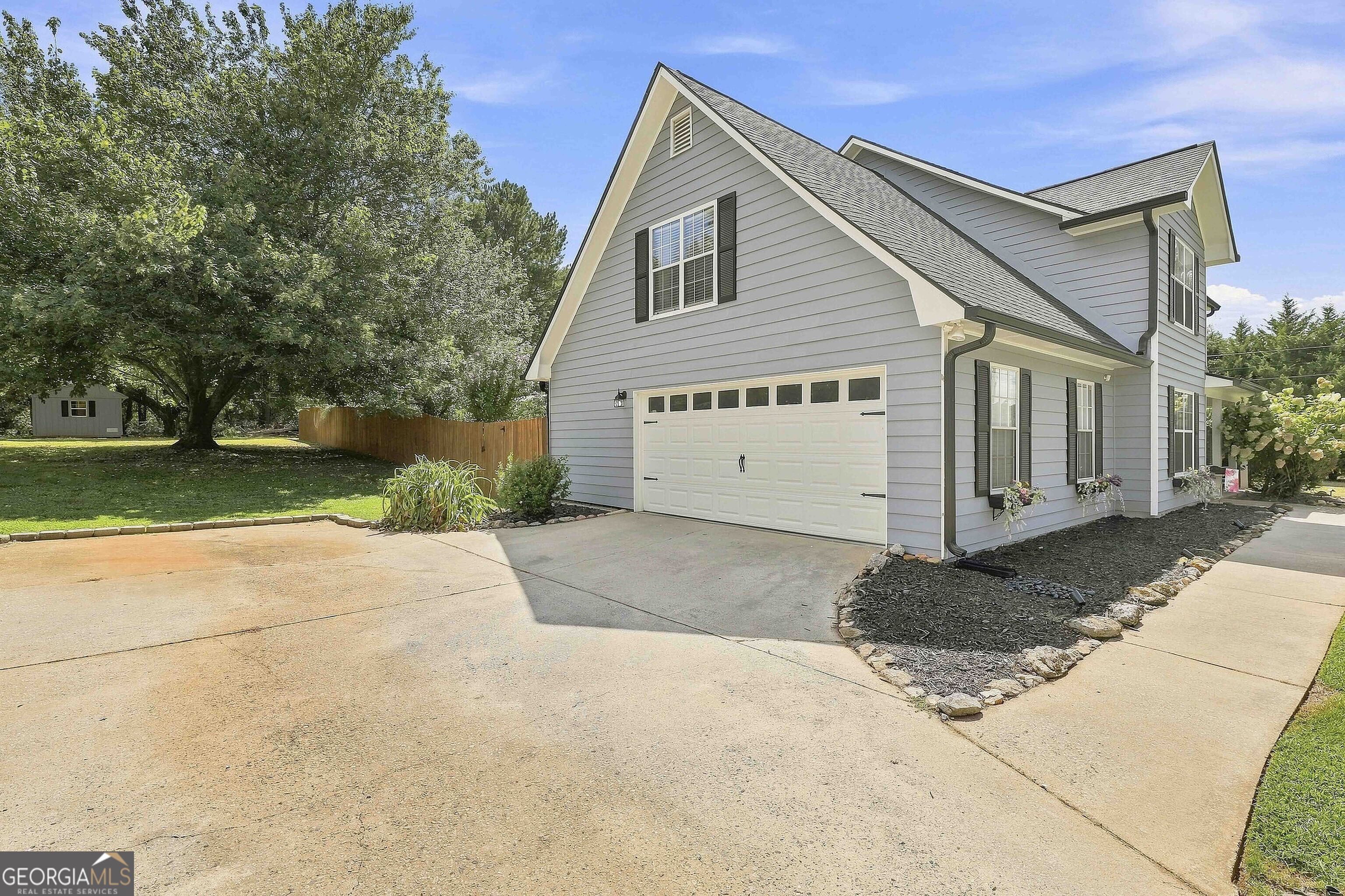 77 Manchester Drive Property Photo 49