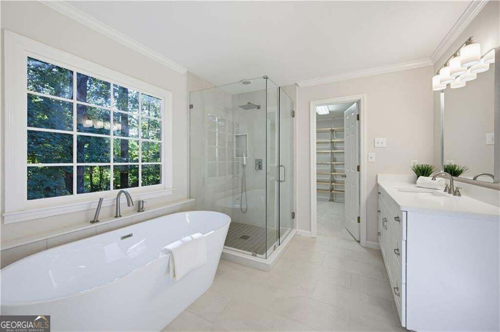 125 Birkdale Court Property Photo 8