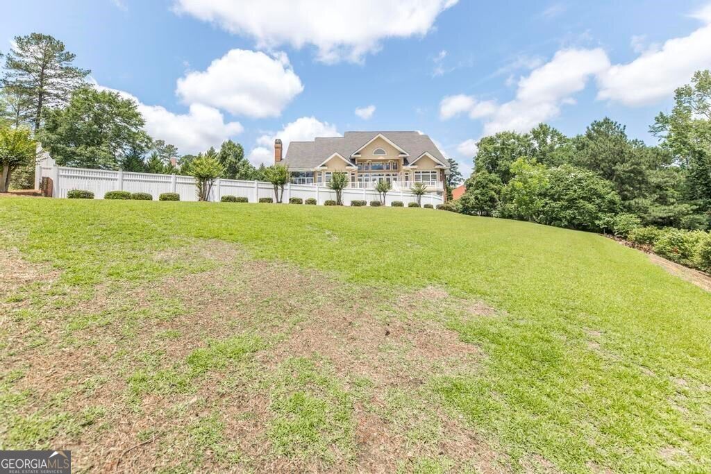 103 Turnberry Court Property Photo 7