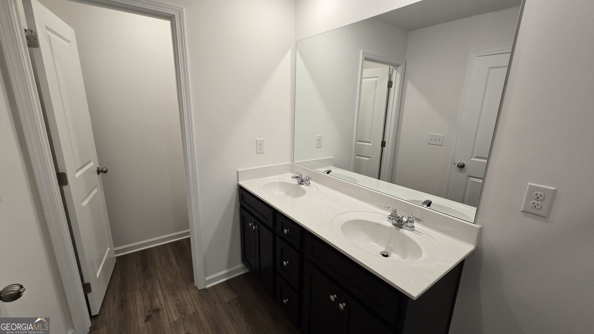 209 Kenoot Drive Property Photo 22