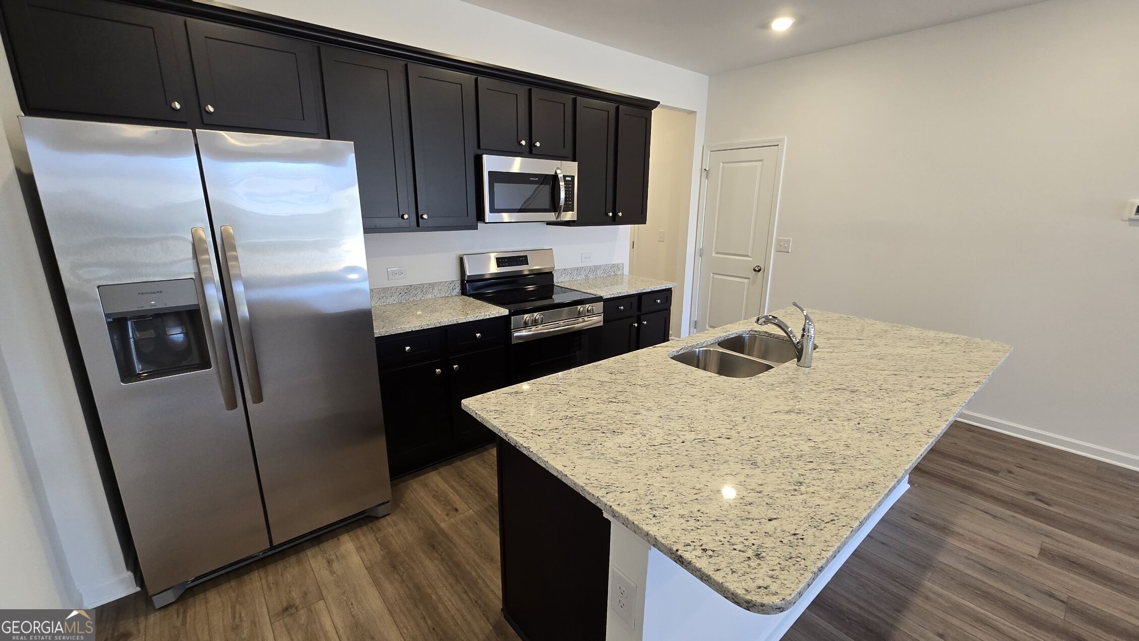 209 Kenoot Drive Property Photo 28
