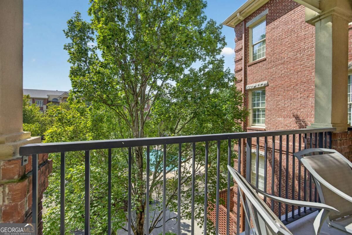 1735 Peachtree Street Ne # 327 Property Photo 7