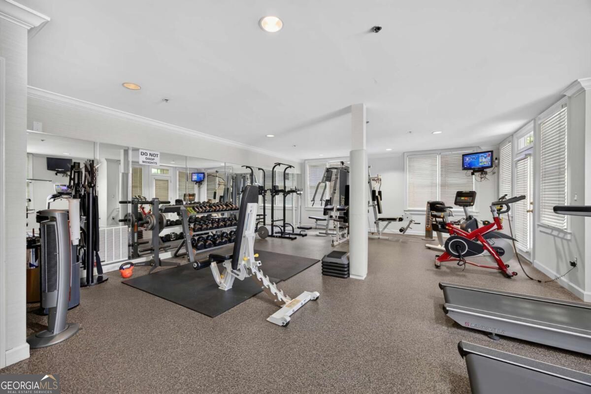 1735 Peachtree Street Ne # 327 Property Photo 16