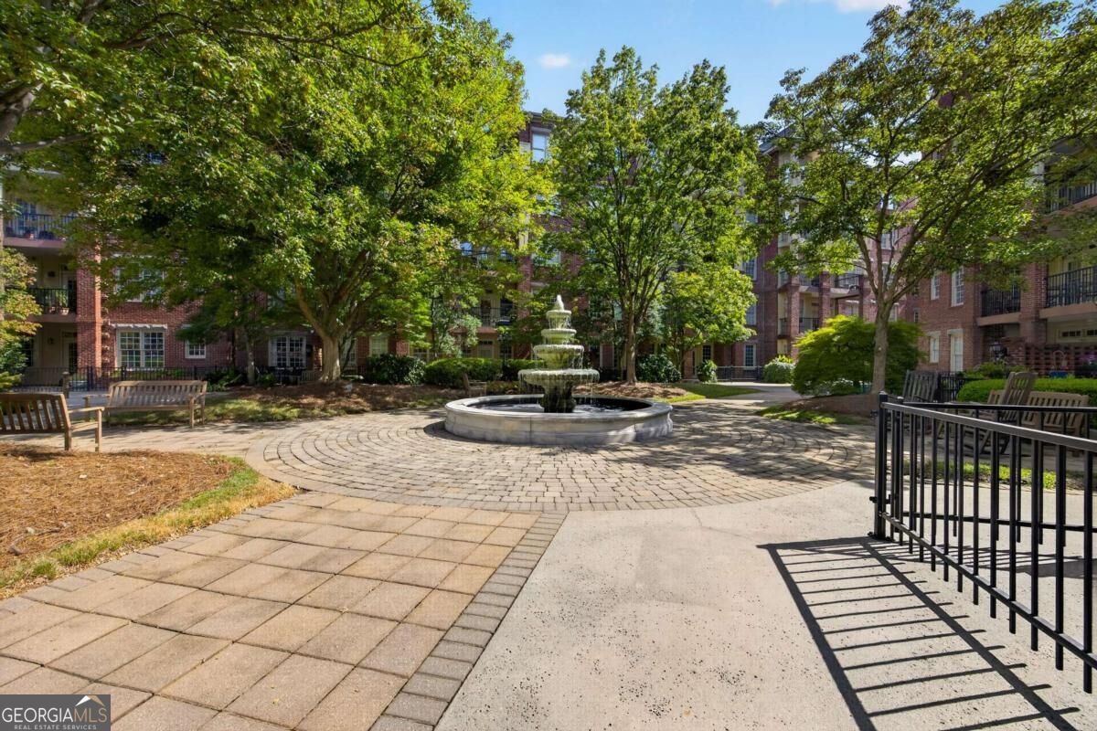 1735 Peachtree Street Ne # 327 Property Photo 20