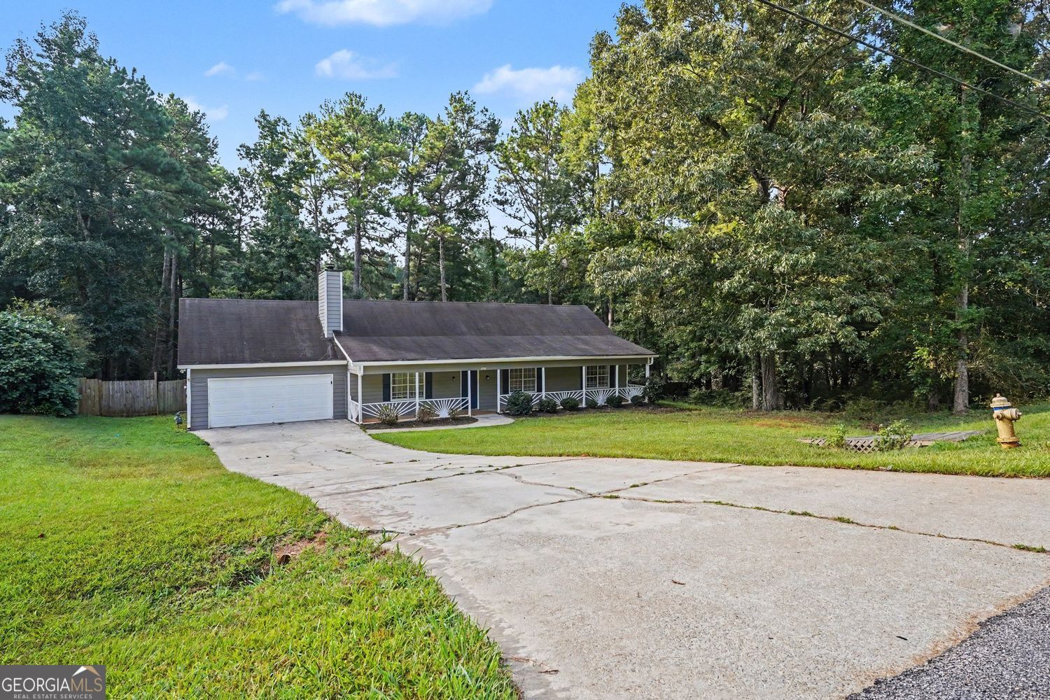 495 Robin Road Property Photo 2