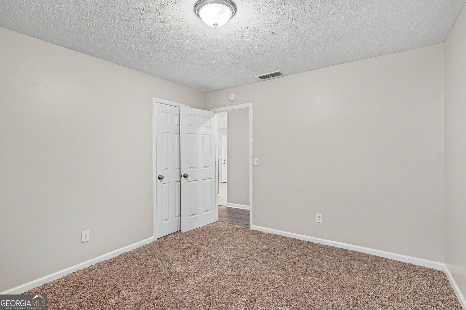 495 Robin Road Property Photo 17