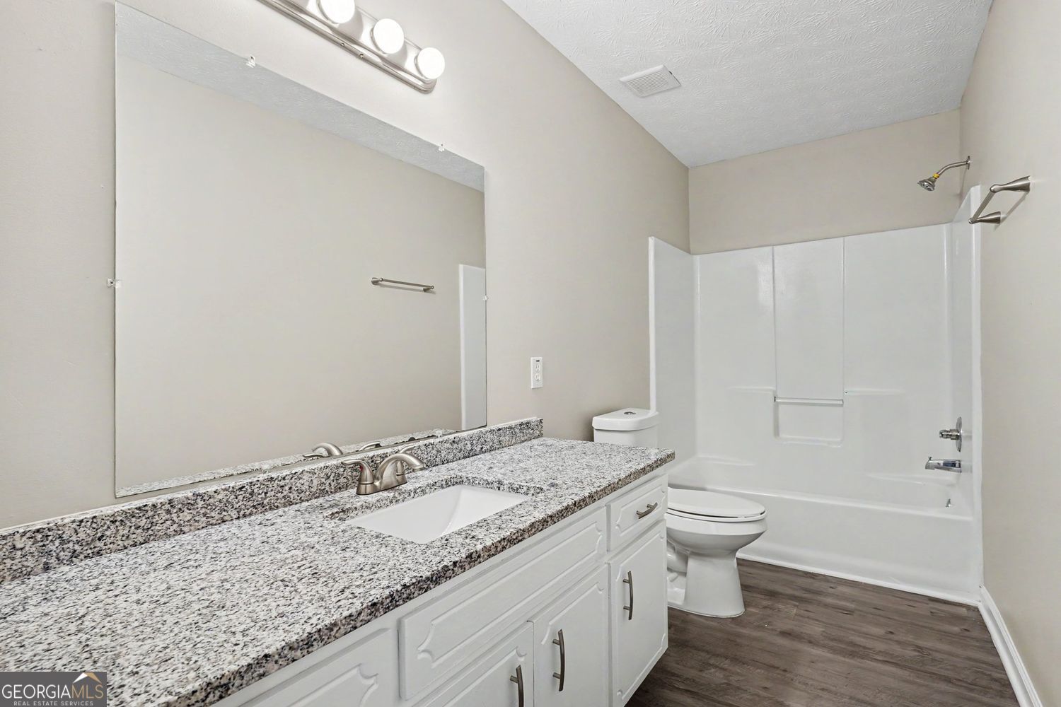 495 Robin Road Property Photo 18