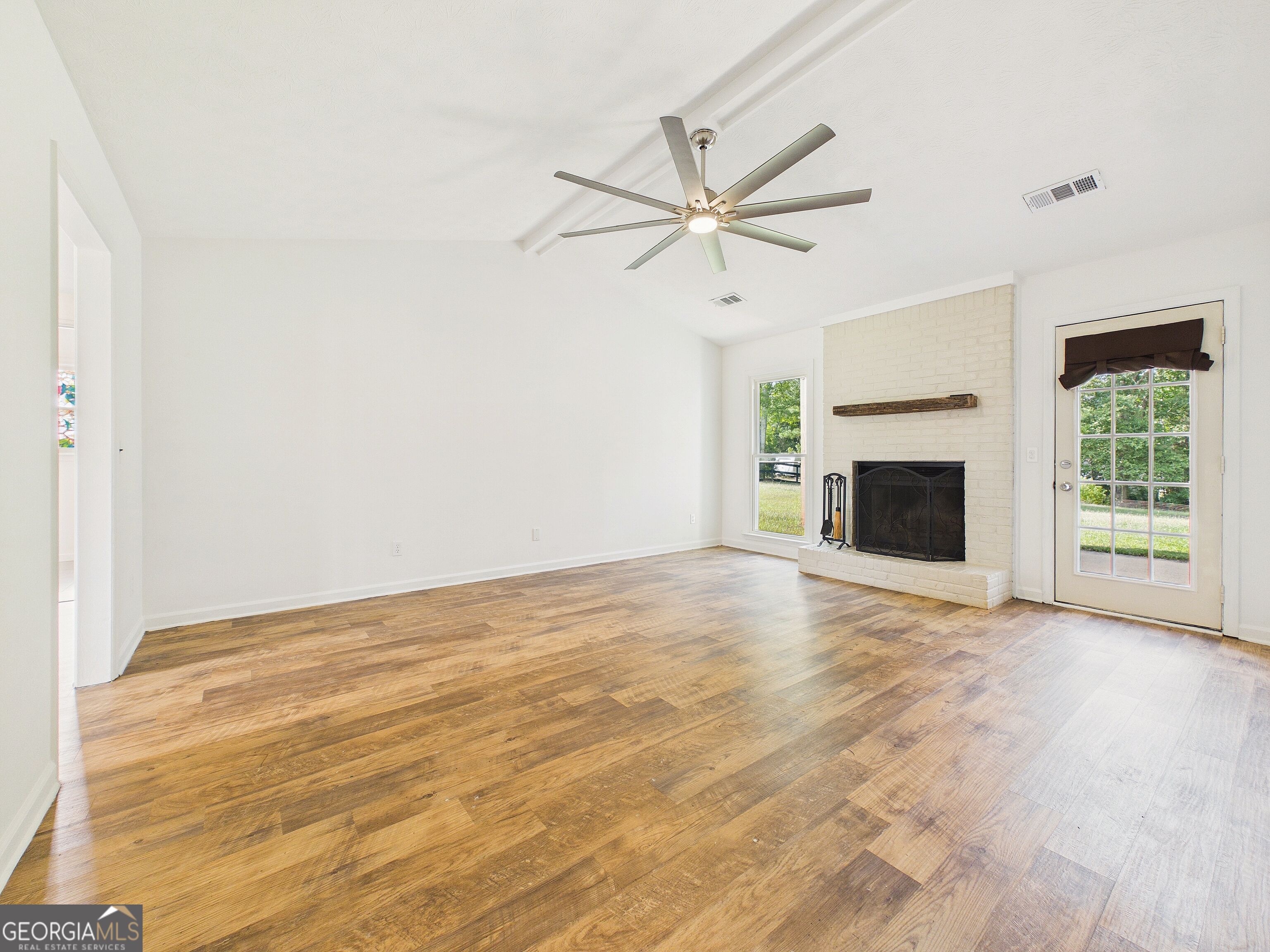 104 Huntington Drive Property Photo 10