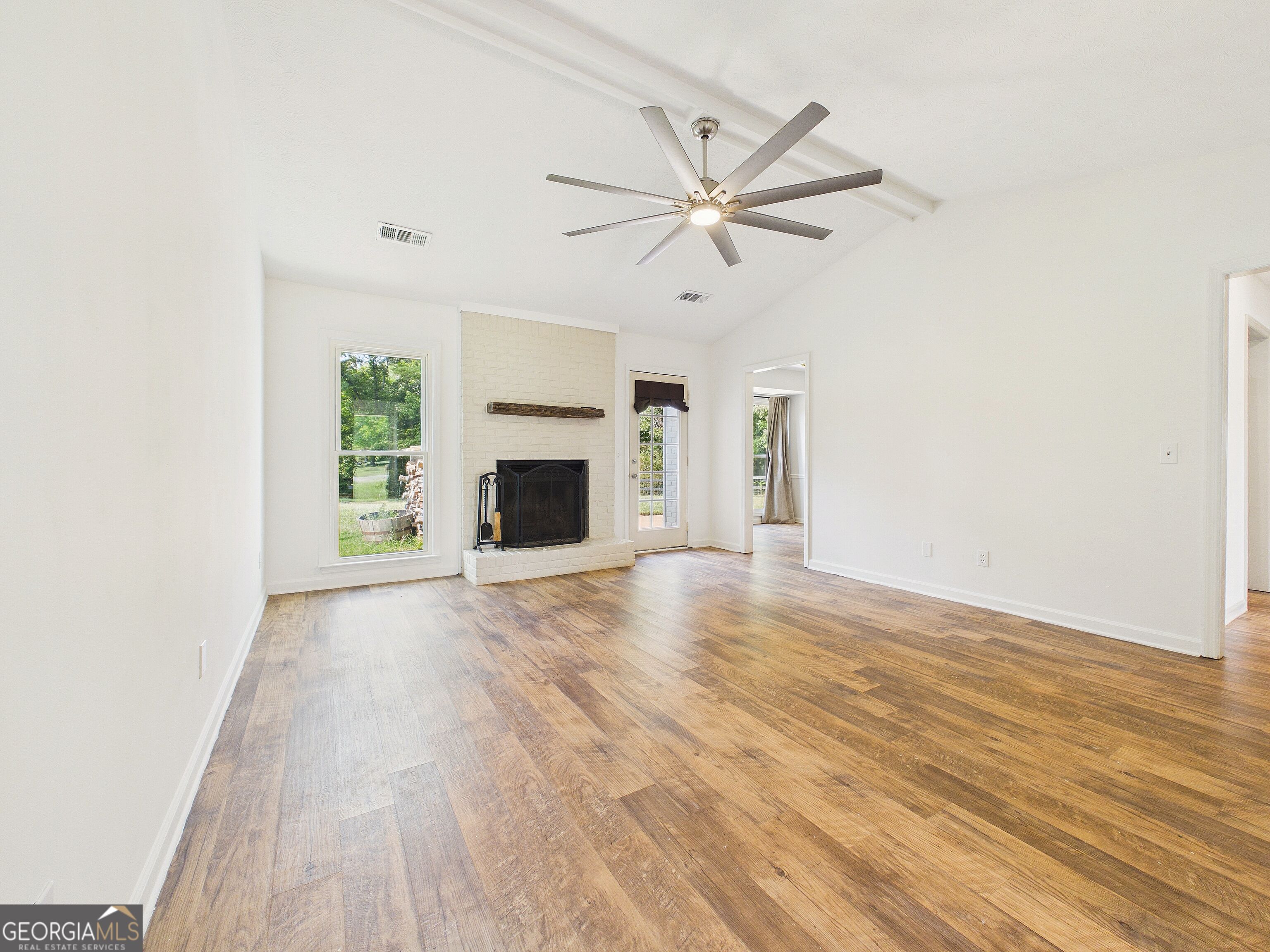 104 Huntington Drive Property Photo 11