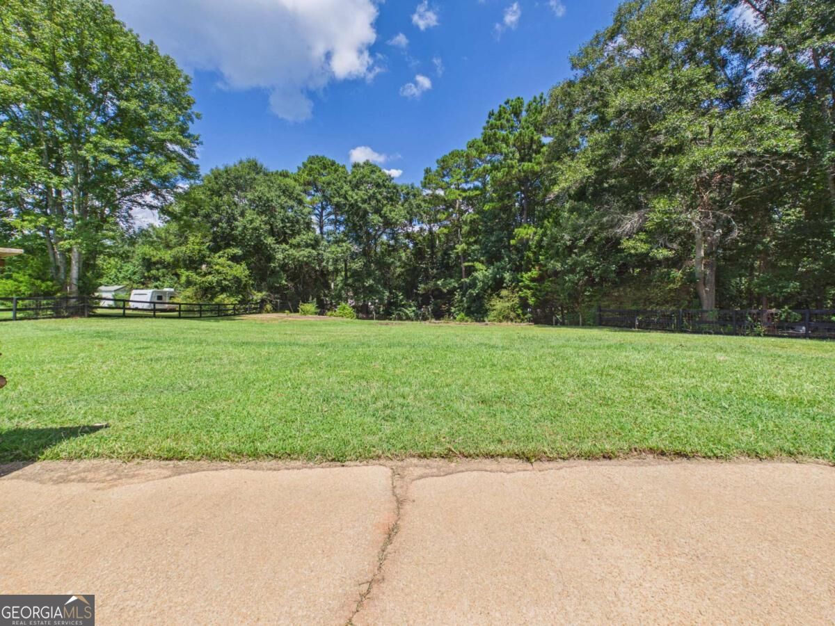 104 Huntington Drive Property Photo 28
