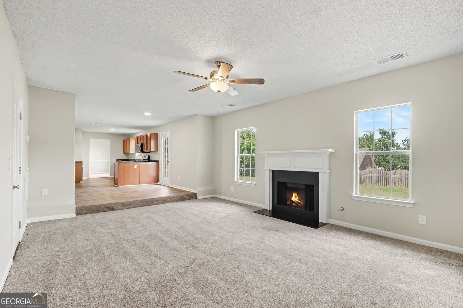 6182 Giles Road Property Photo 5