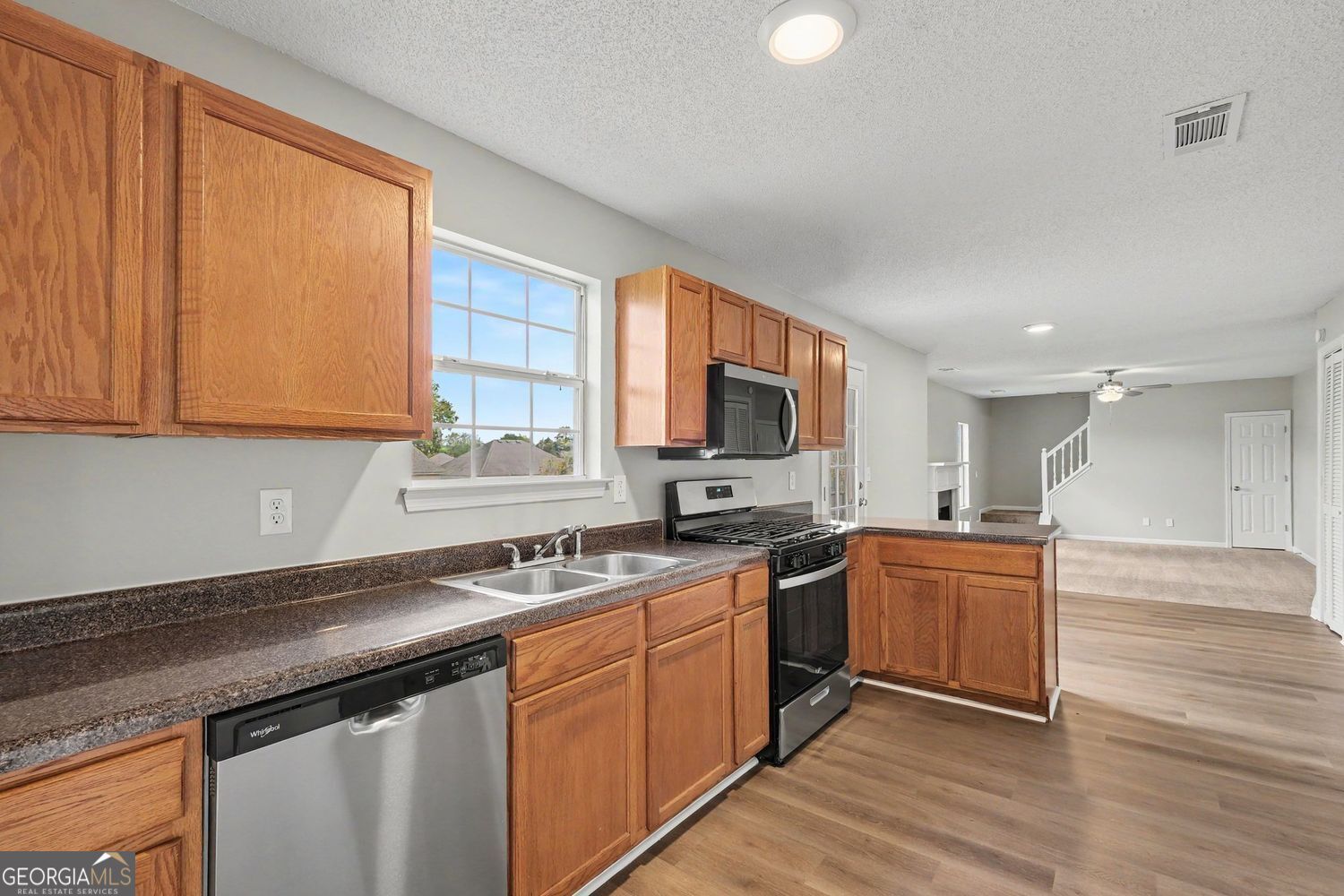 6182 Giles Road Property Photo 14