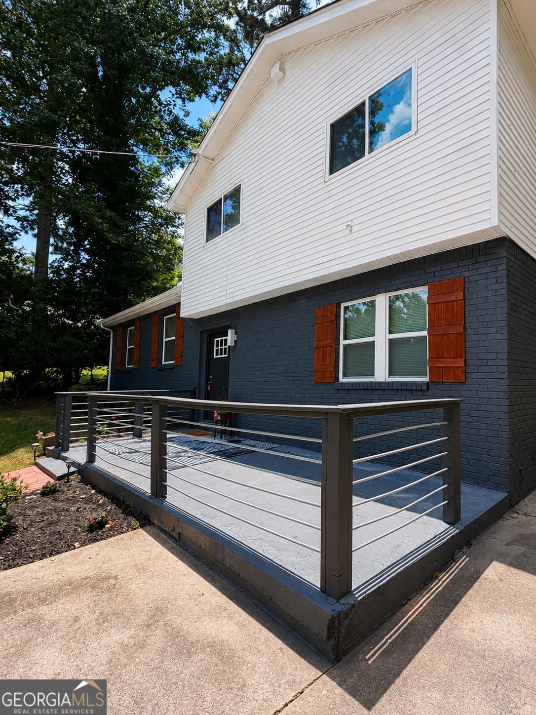 2247 Green Forrest Drive Property Photo 4