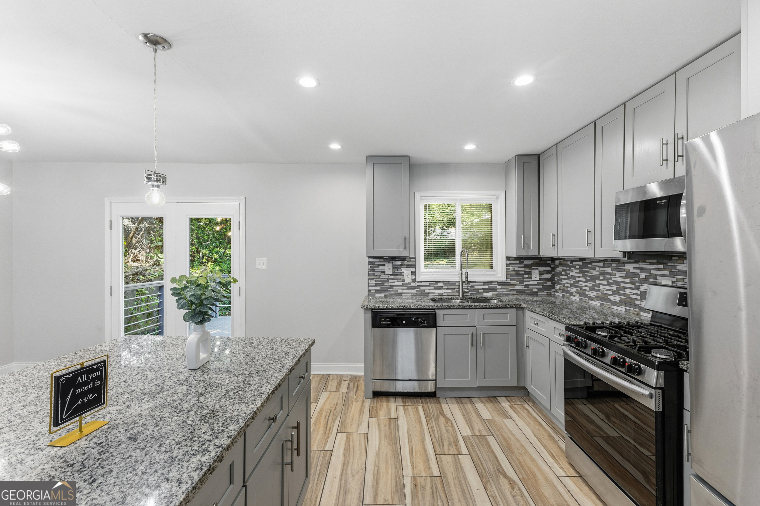 2247 Green Forrest Drive Property Photo 16