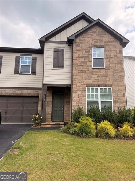 215 Foxhill Drive Property Photo 4