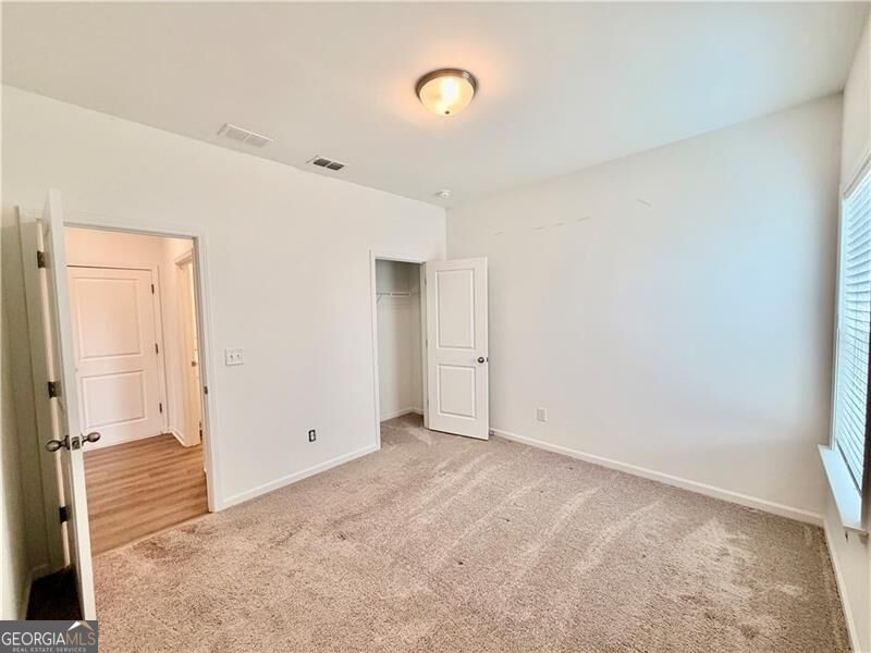 215 Foxhill Drive Property Photo 20